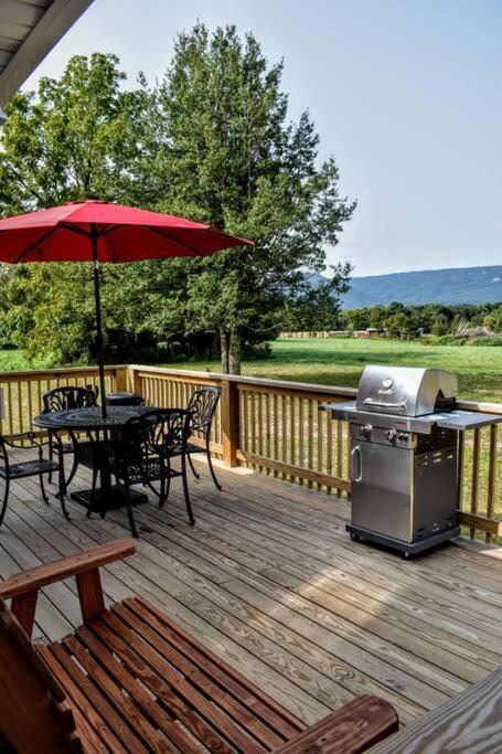 Holly Tree Retreat Located In Beautiful Luray, Va. Villa Exterior photo